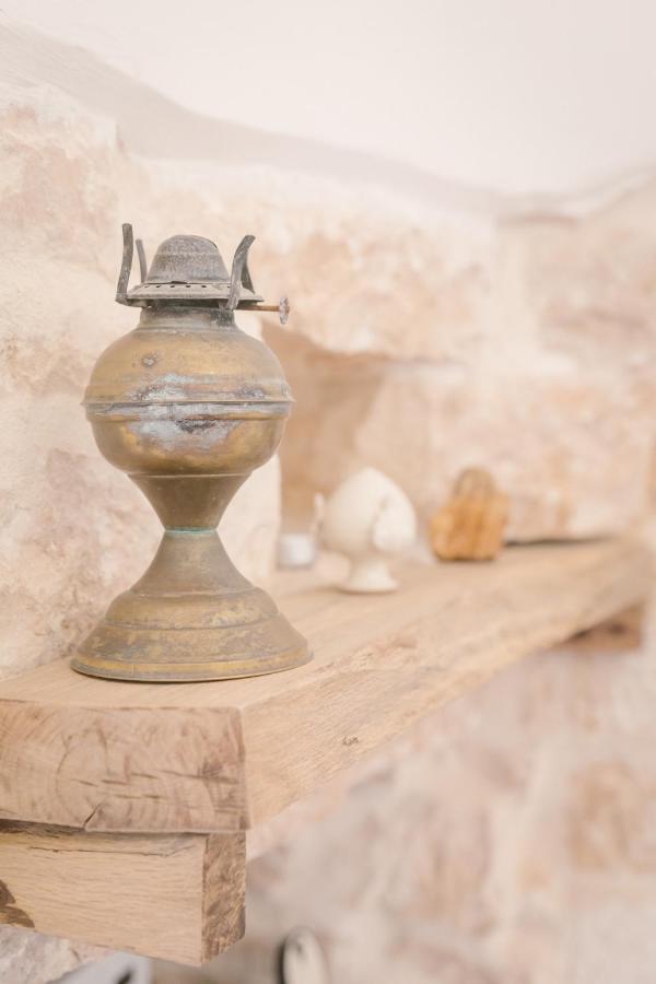 Trulli Harmonia Con Piscina - Αλμπερομπέλο Εξωτερικό φωτογραφία