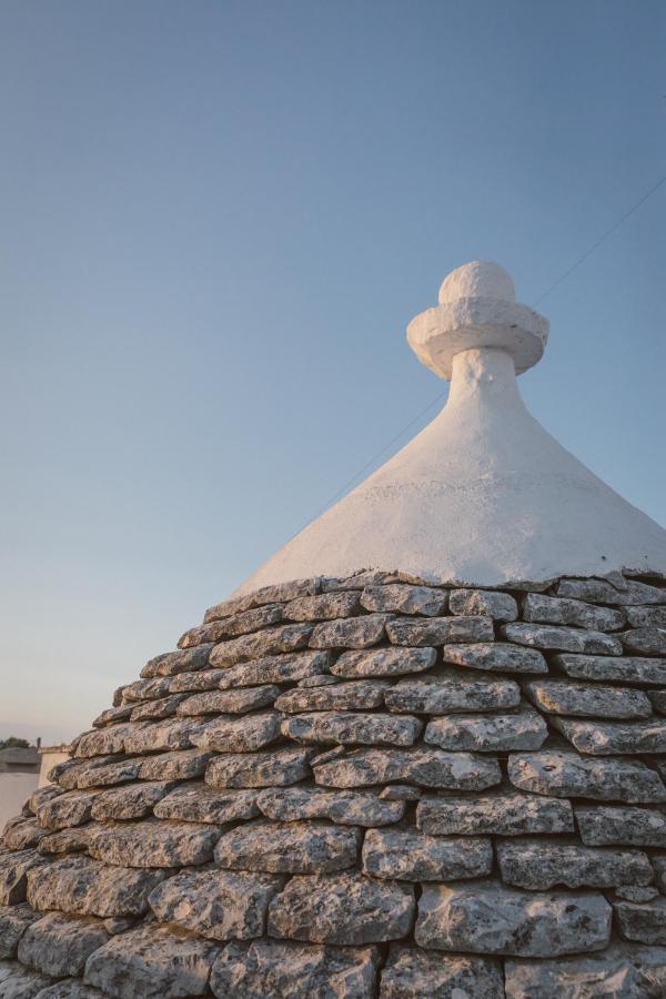 Trulli Harmonia Con Piscina - Αλμπερομπέλο Εξωτερικό φωτογραφία