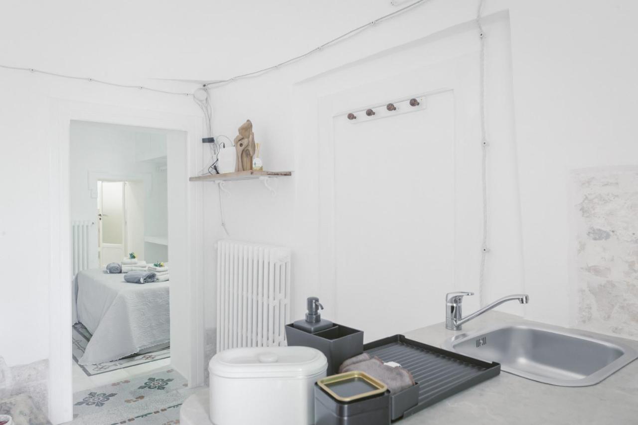 Trulli Harmonia Con Piscina - Αλμπερομπέλο Εξωτερικό φωτογραφία