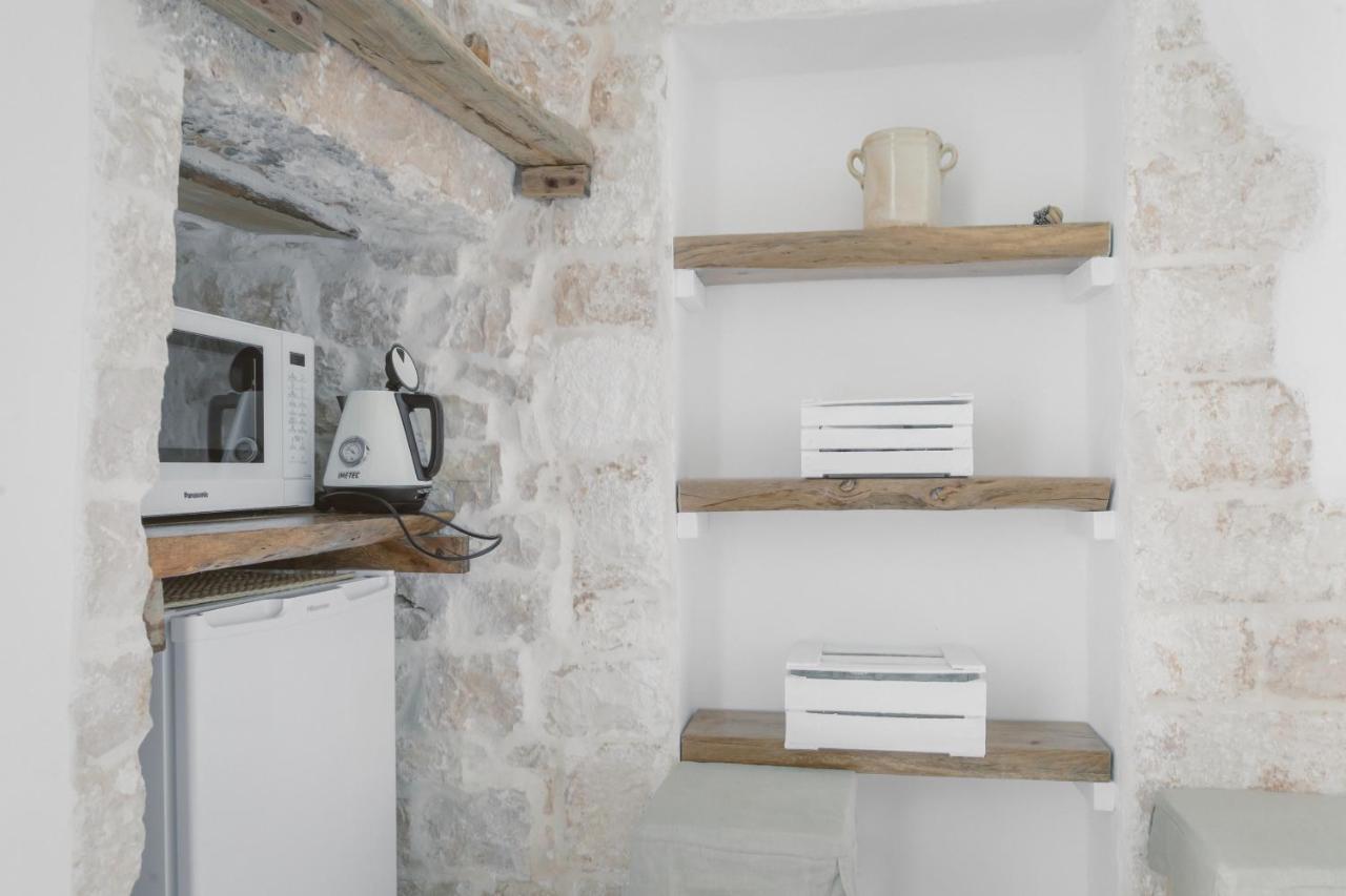 Trulli Harmonia Con Piscina - Αλμπερομπέλο Εξωτερικό φωτογραφία