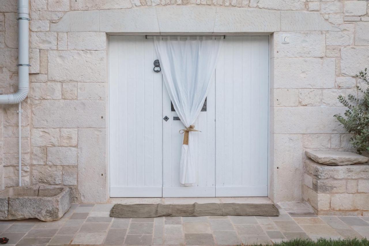 Trulli Harmonia Con Piscina - Αλμπερομπέλο Εξωτερικό φωτογραφία