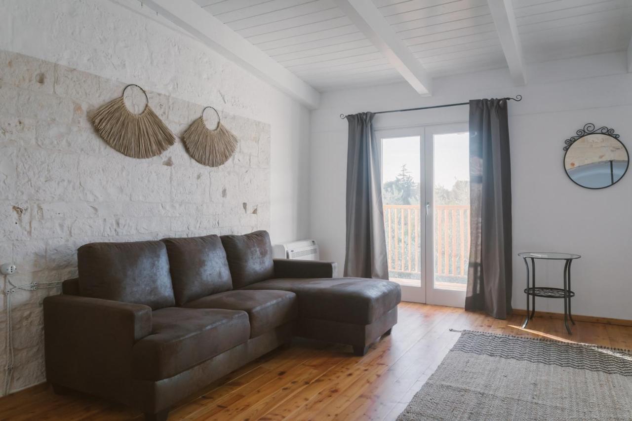 Trulli Harmonia Con Piscina - Αλμπερομπέλο Εξωτερικό φωτογραφία