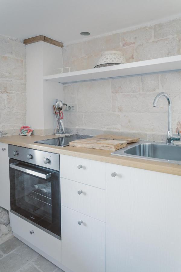 Trulli Harmonia Con Piscina - Αλμπερομπέλο Εξωτερικό φωτογραφία