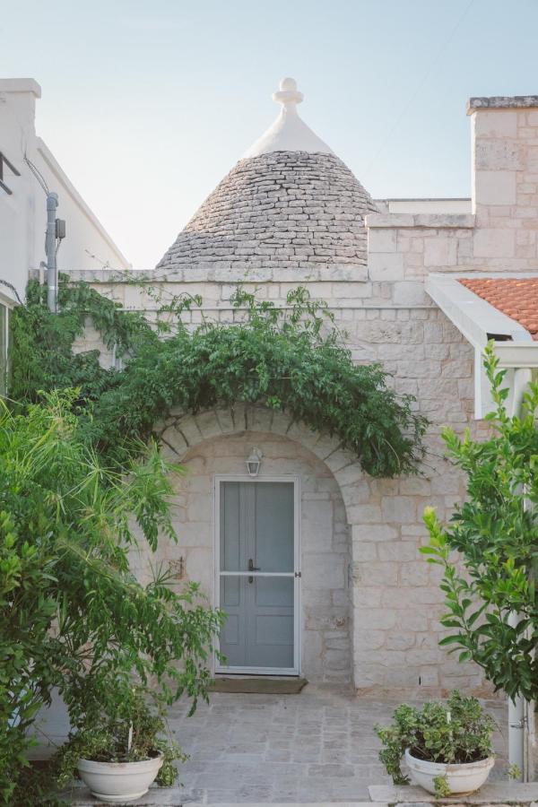Trulli Harmonia Con Piscina - Αλμπερομπέλο Εξωτερικό φωτογραφία