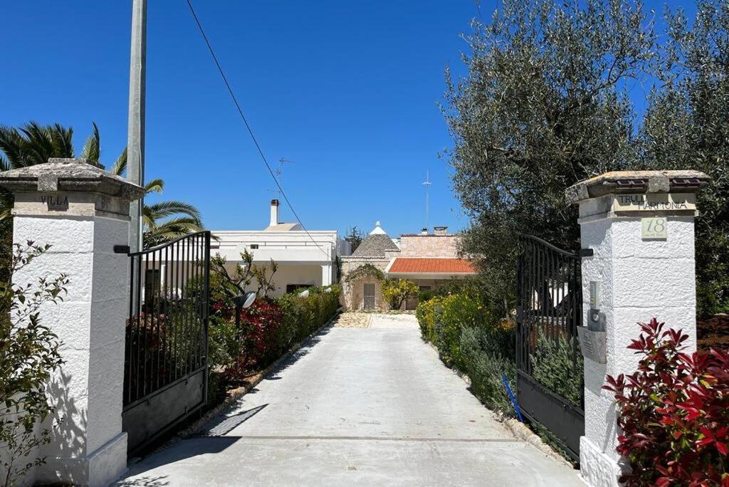 Trulli Harmonia Con Piscina - Αλμπερομπέλο Εξωτερικό φωτογραφία